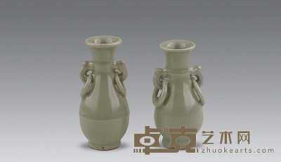 南宋 龙泉窑双环耳瓶（一对） 高15.5cm；口径5cm；底径5.5cm